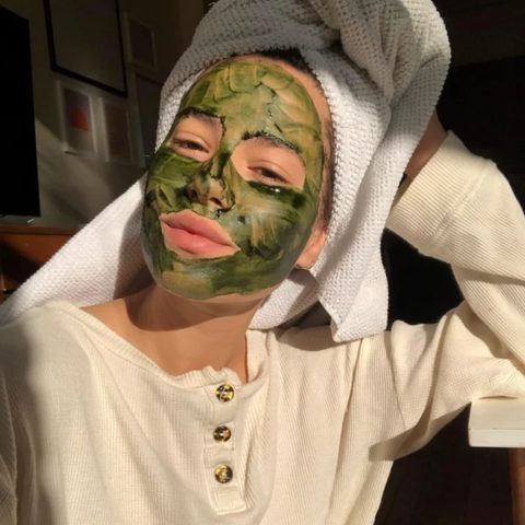 Mascarilla de Té verde y Manzanilla 🌼: Para Piel Grasa